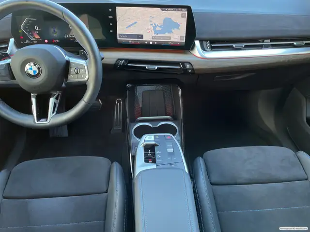 BMW X1 view 7