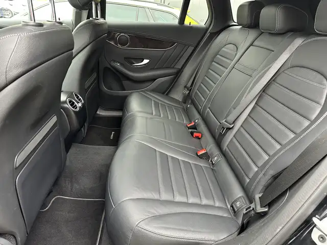 Mercedes-Benz 300 view 12
