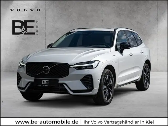 Volvo XC60 T8 AWD Plug in Hybrid Elektrisch/Benzin Plus Dark