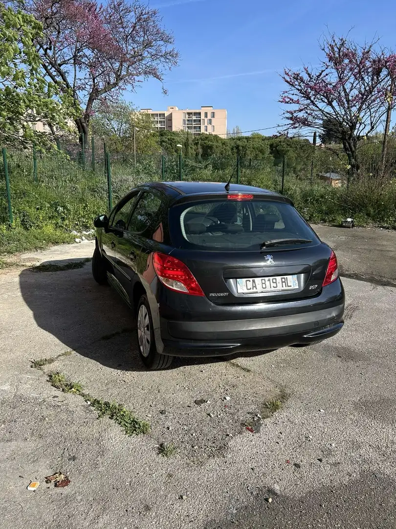 Peugeot 207 1.4 HDi 70ch FAP Business Pack - 2
