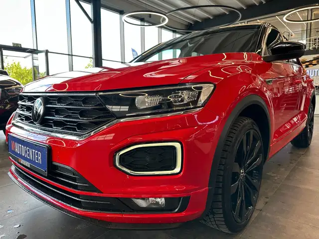 Volkswagen T-Roc view 4