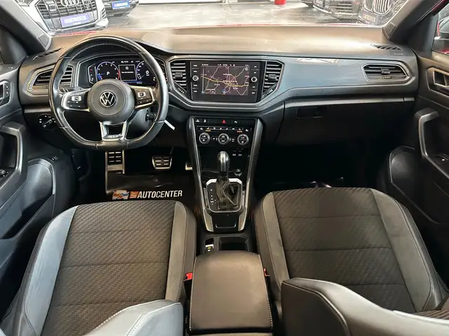 Volkswagen T-Roc view 6