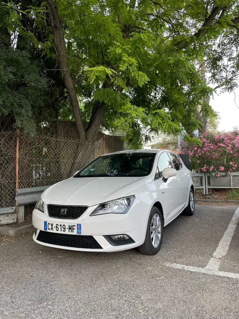 SEAT Ibiza 1.6 TDI 90 FAP Techlight Blanc - 1