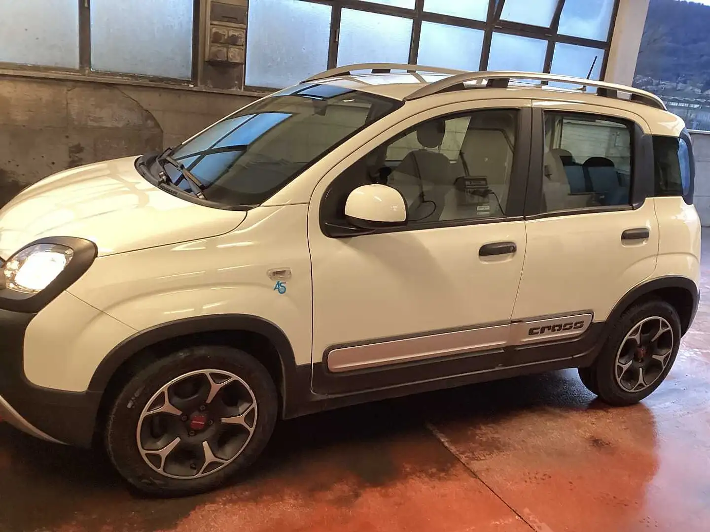 Fiat Panda Cross 1.0 FireFly S&S Hybrid Bianco - 2