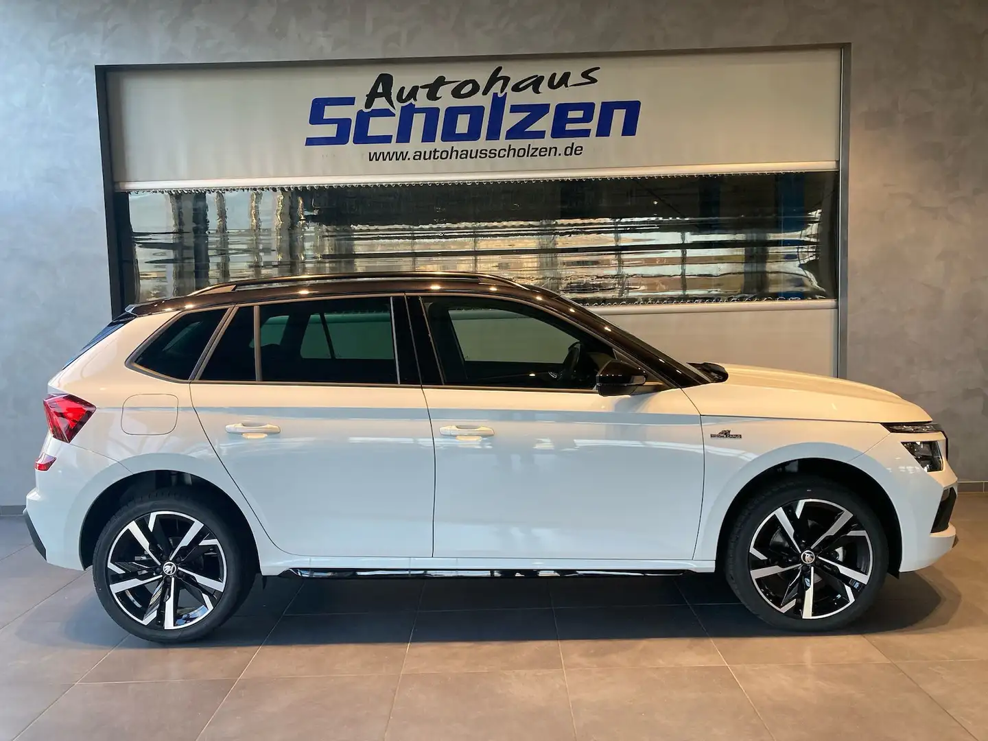 Skoda Kamiq Monte Carlo 1.0 TSI DSG Kamera App Weiß - 2