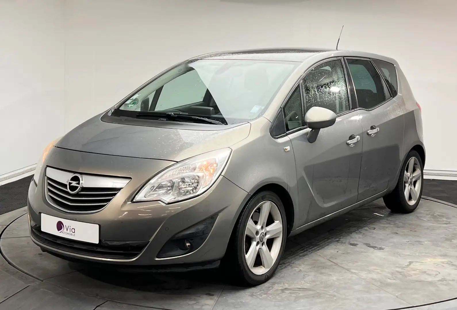 Opel Meriva 1.7 CDTI - 110 FAP Cosmo Pack - Distrib et Acces ok - SUIVI COMPLET Beige - 1