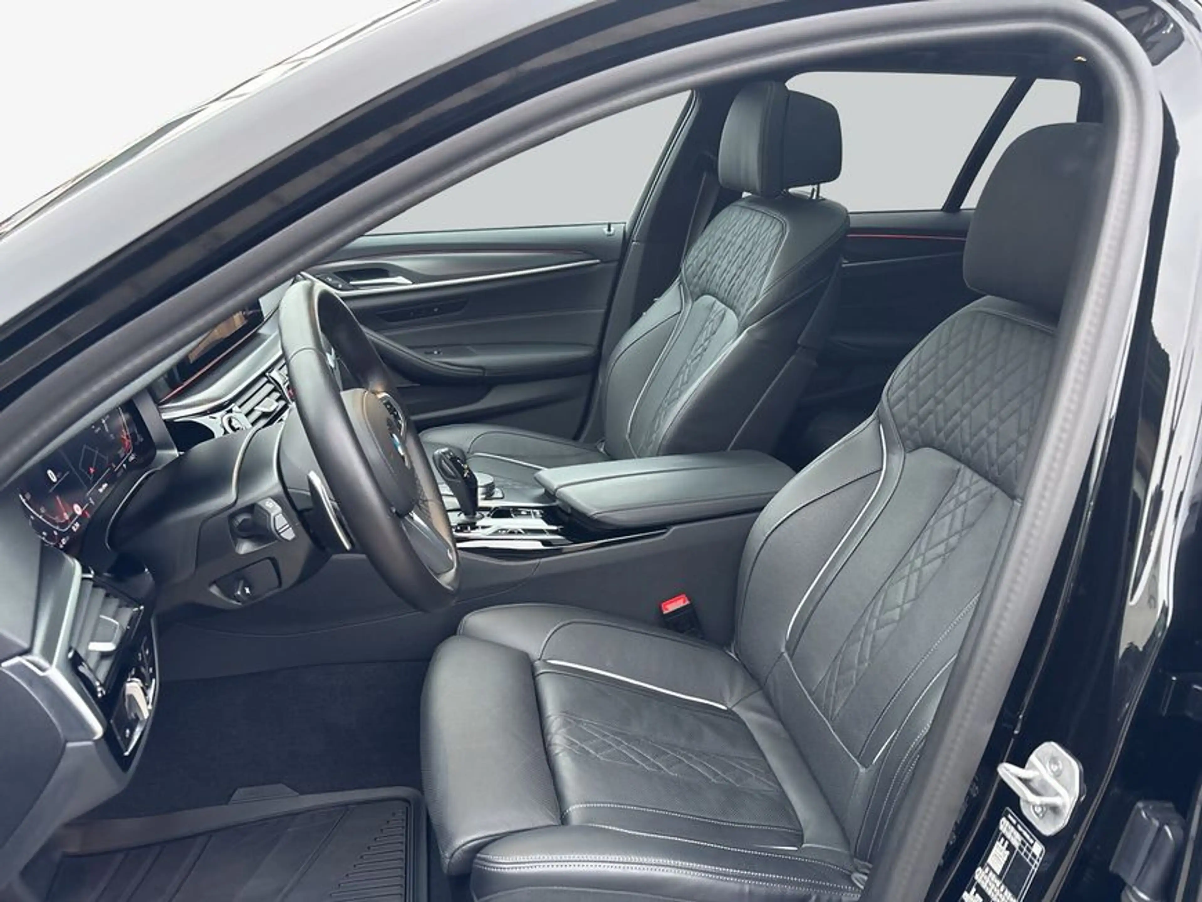BMW 540 d xDrive Touring Aut. Pano* AHK* Harman/Kardon* — photo 10