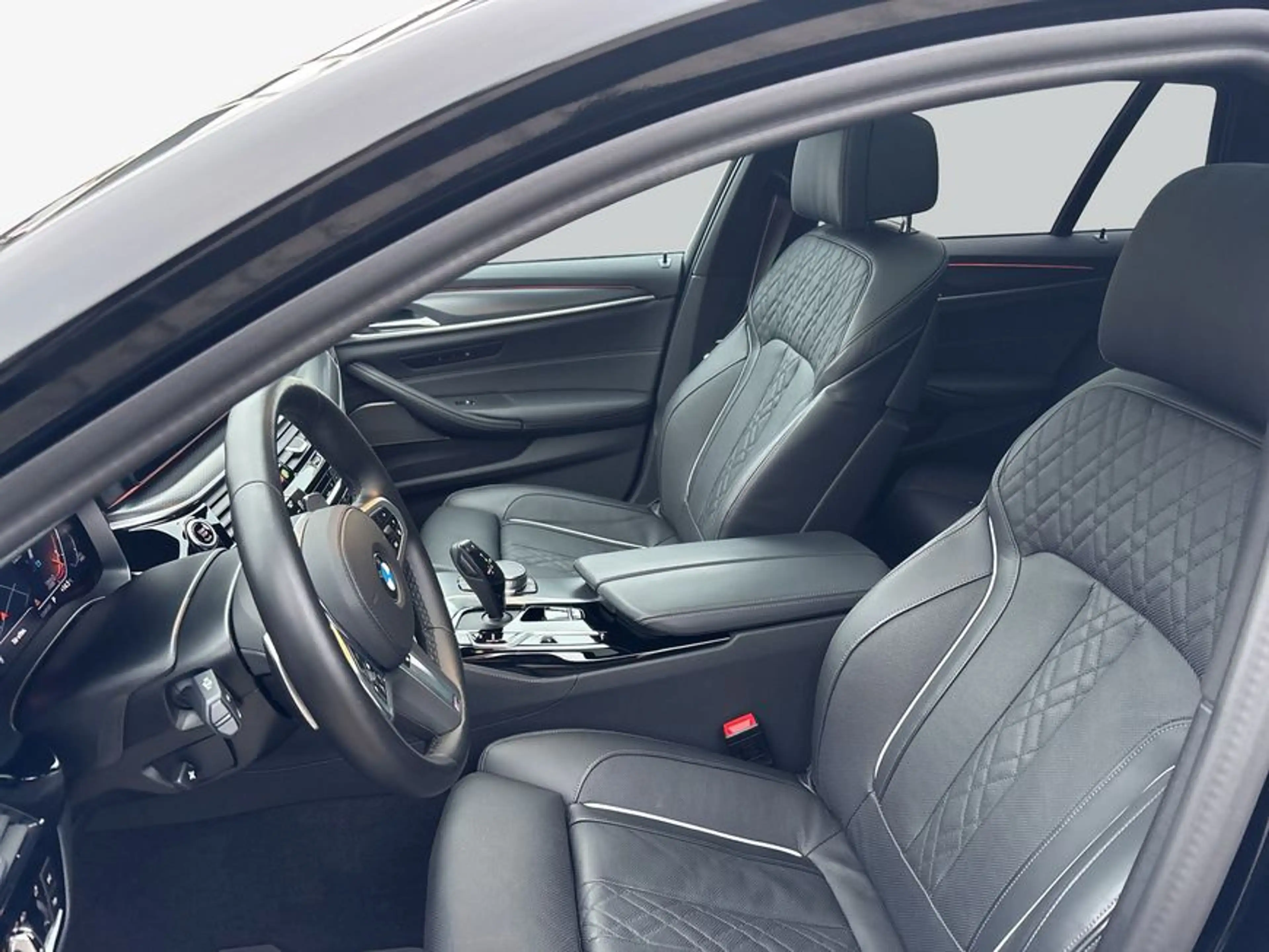 BMW 540 d xDrive Touring Aut. Pano* AHK* Harman/Kardon* — photo 11