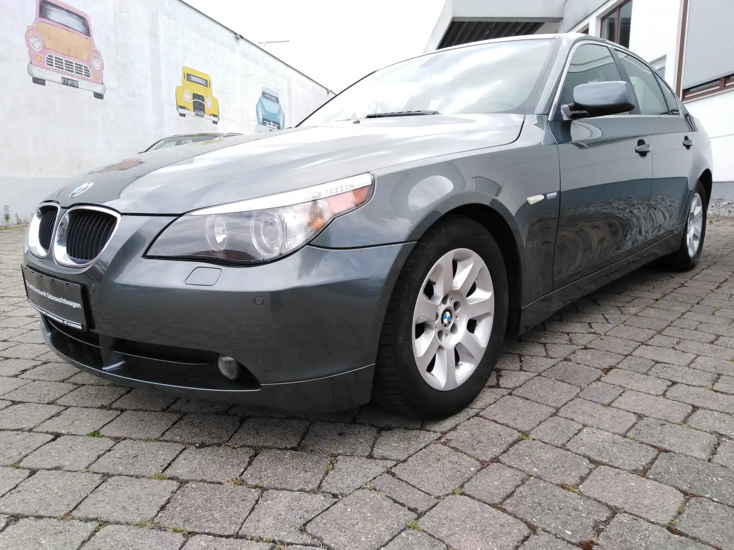 BMW 520 i Lim. (E60) Grau - 1