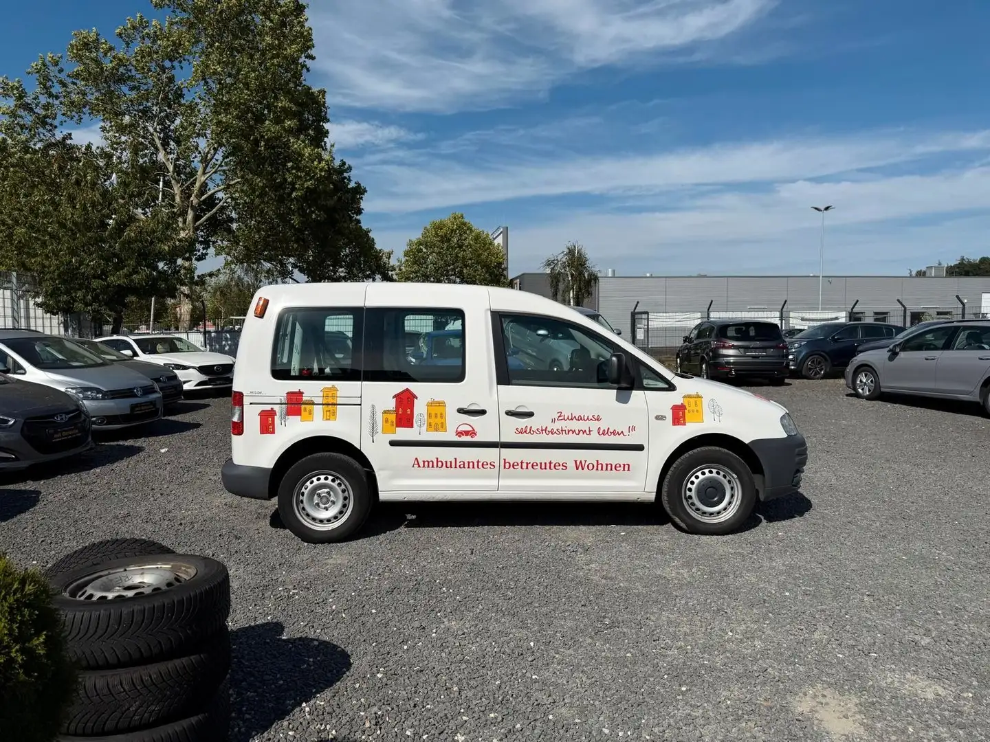 Volkswagen Caddy Kombi/BEHINDERGERECHT/TÜV NEU Weiß - 1