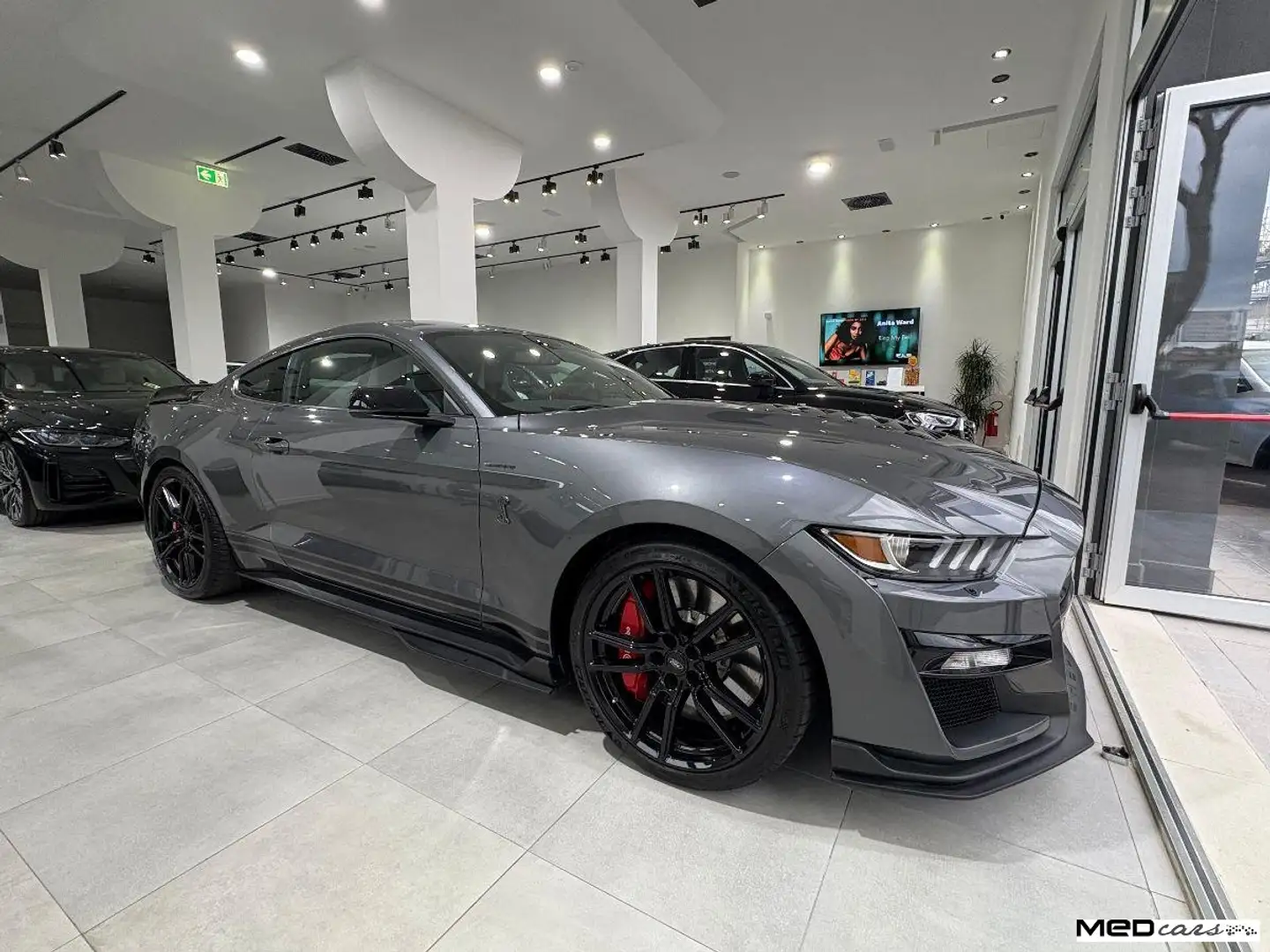 Ford Mustang GT500 SHELBY V8 5.2L 771CV FASTBACK Grigio - 2