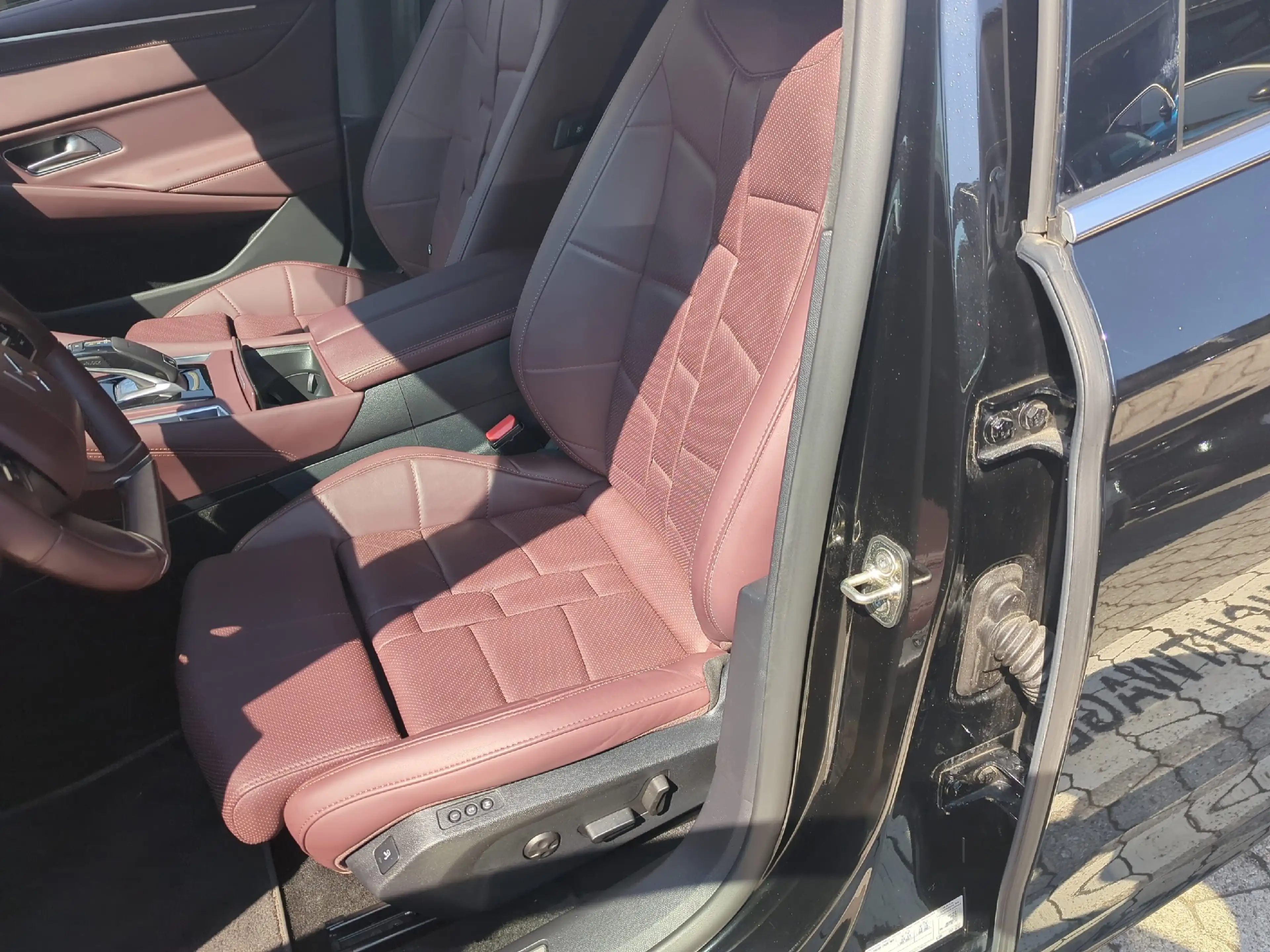 DS Automobiles DS 9 DS9 360 4x4 E-Tense Rivoli ACC+Vision+Schiebedach — photo 7