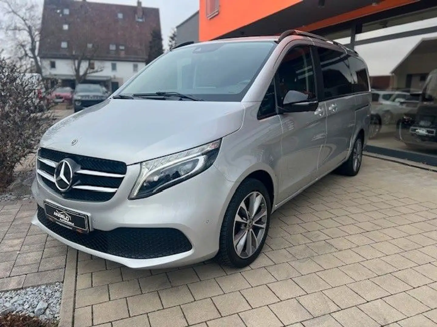 Mercedes-Benz V 300 d 9G-Tronic Lang Avantgarde*Night Pa.*MBUX* Argent - 1