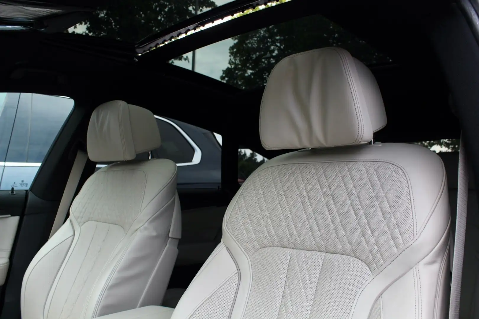 BMW 640 640 GT EXKLUSIV 360° MASSAGE NAPPA Ferng.-Parken Zwart - 1