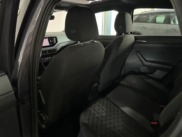 Volkswagen Taigo view 28