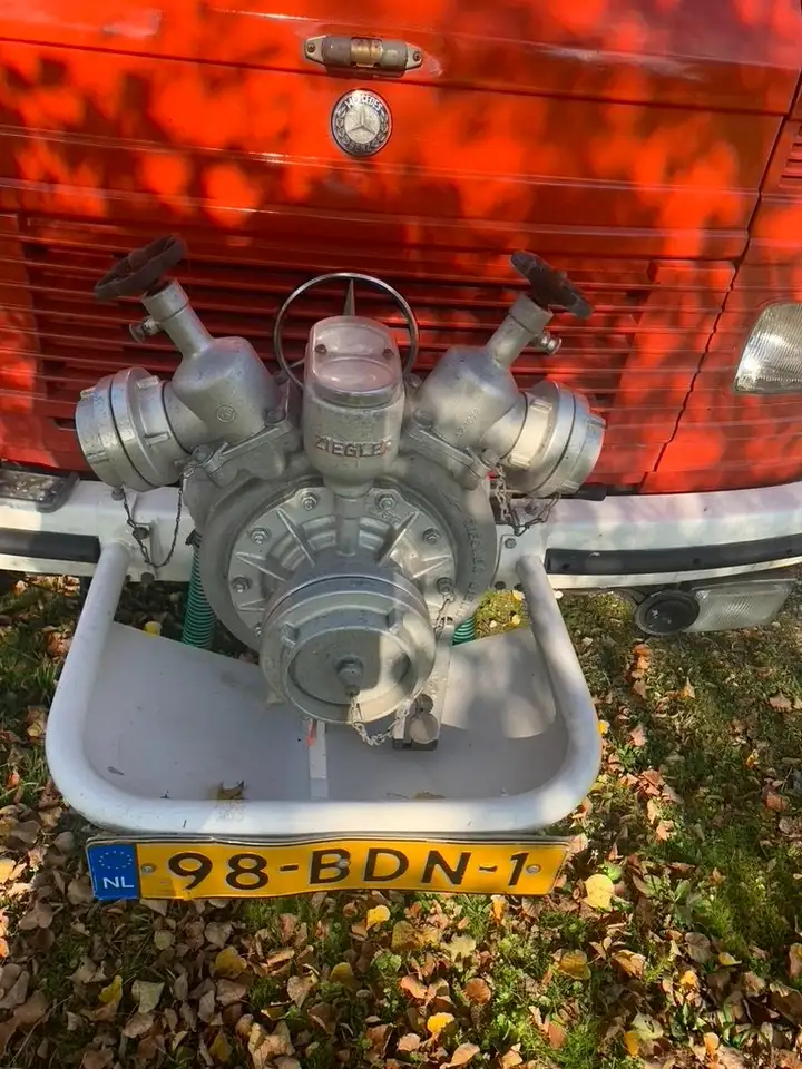 Mercedes-Benz brandweerauto 608D, foto 9
