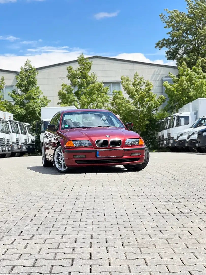 BMW 323 323i Rouge - 1