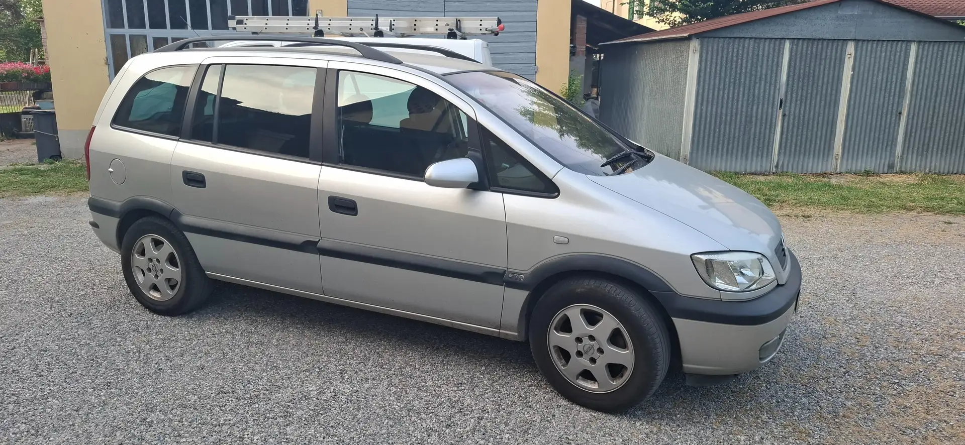 Opel Zafira Zafira 2.2 dti 16v Elegance FL Argento - 2