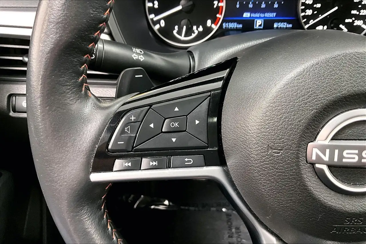 Nissan Altima снимка Nissan Altima