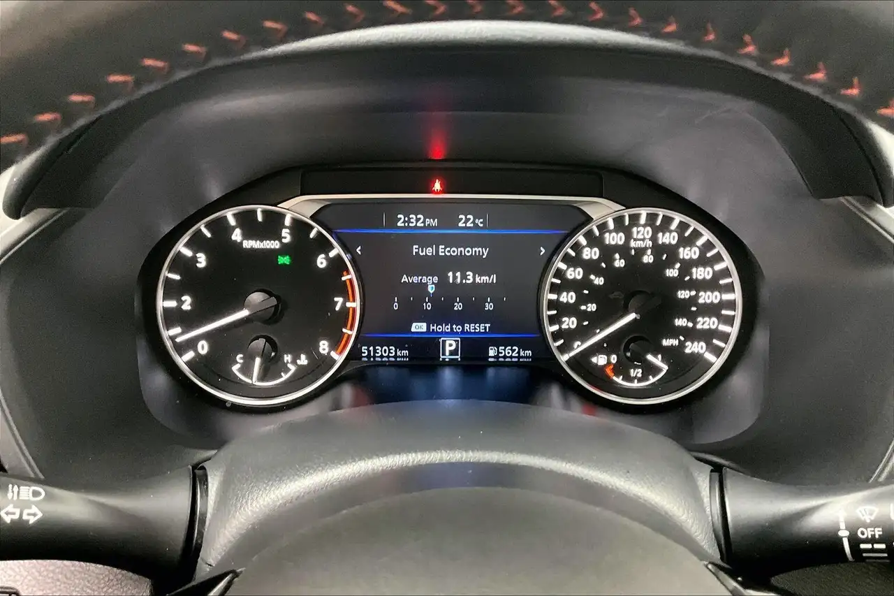 Nissan Altima снимка Nissan Altima