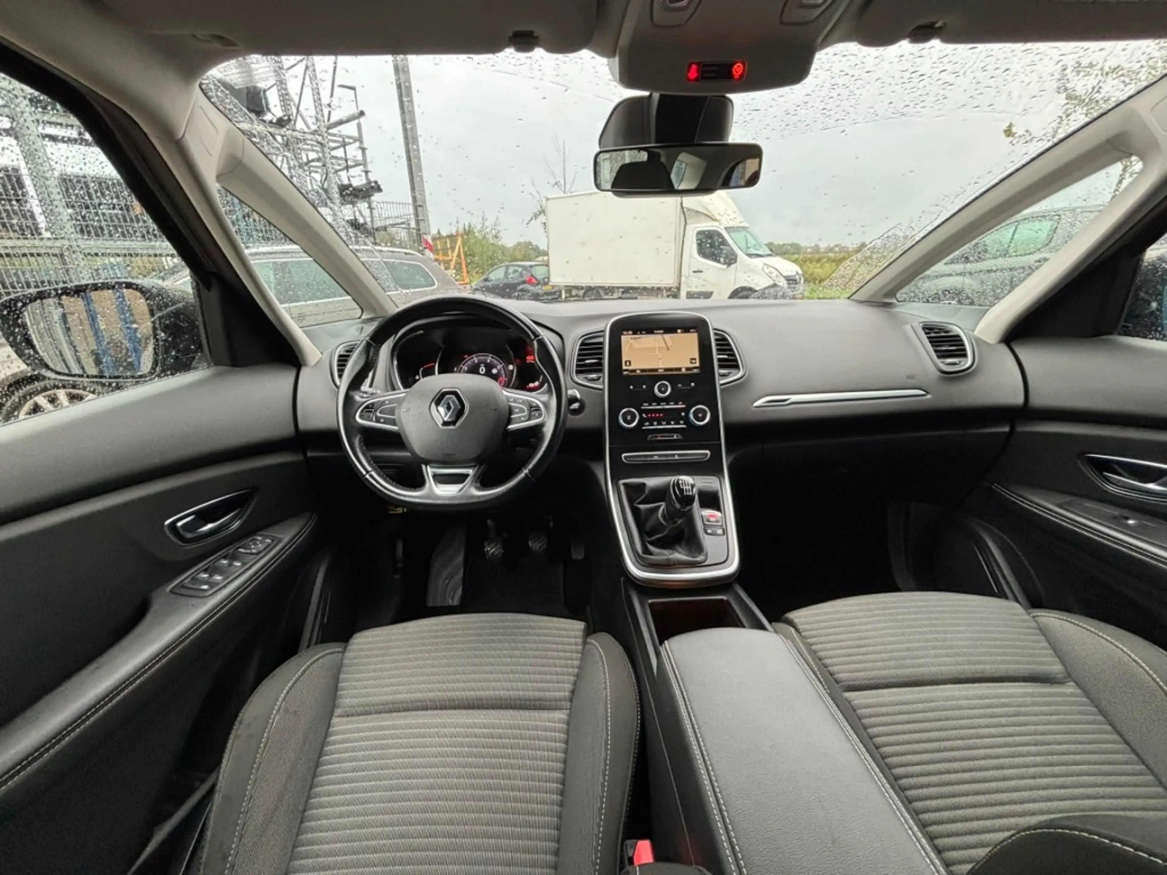 Renault Scenic 1.2 TCE ZEN — photo 9