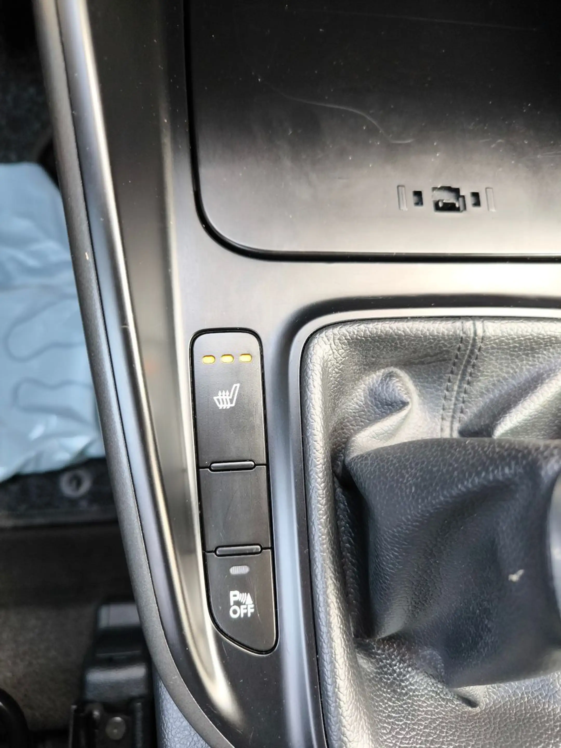 Kia Carens Edition 7#Klima#Sitzheizung#Einpark#1HA — photo 14