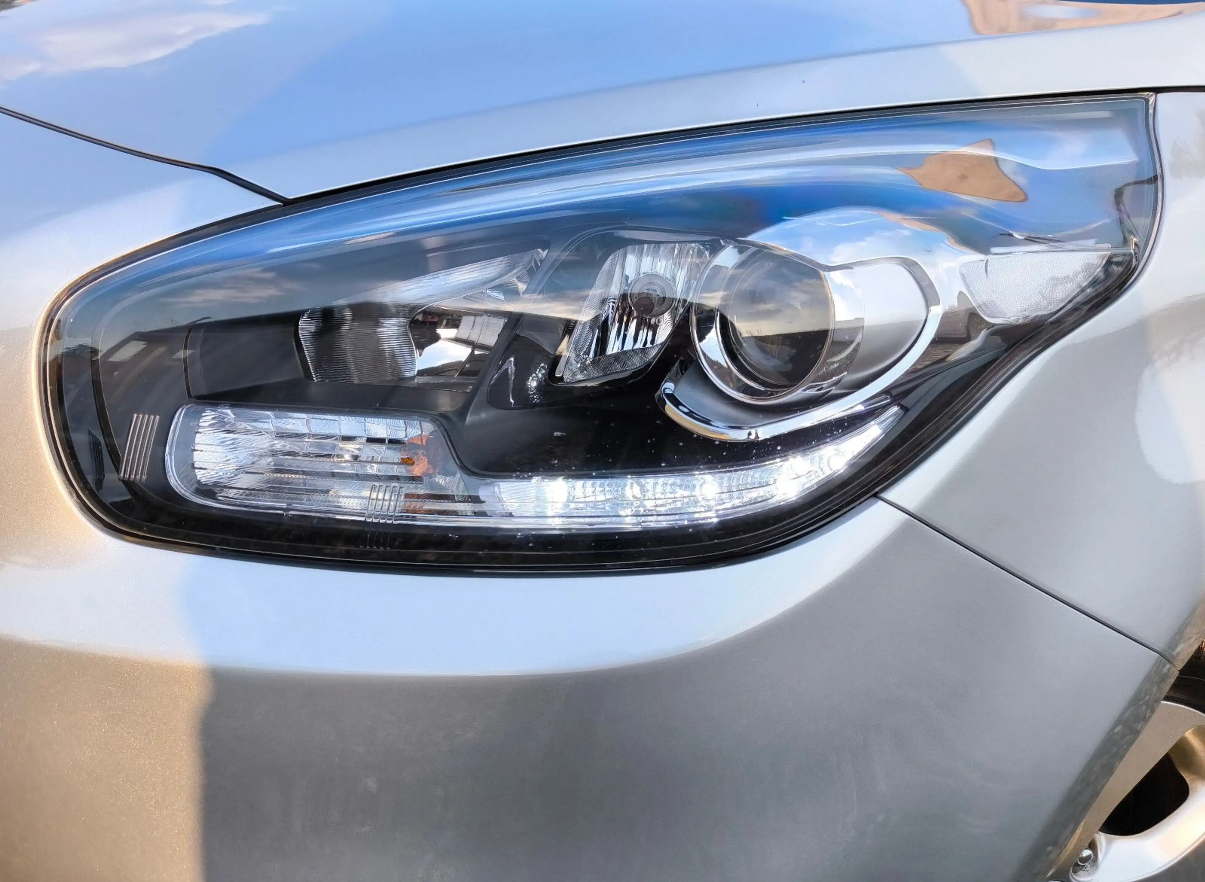 Kia Carens Edition 7#Klima#Sitzheizung#Einpark#1HA — photo 6