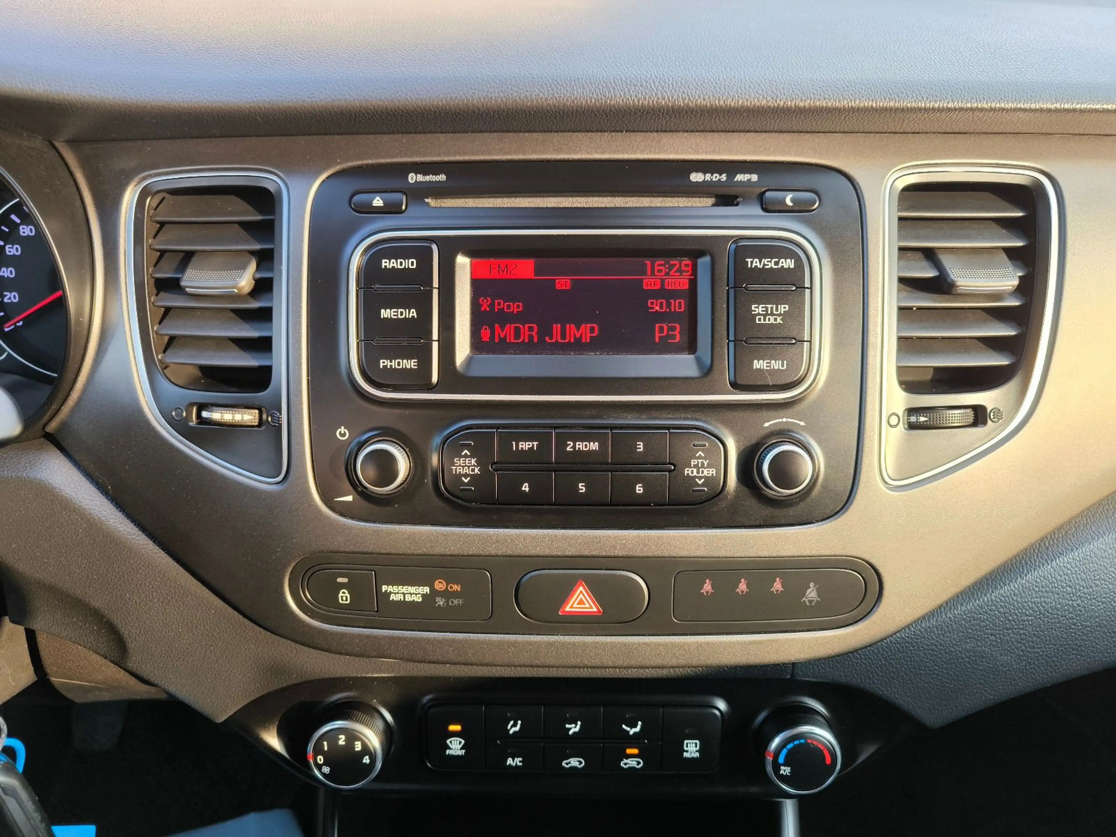 Kia Carens Edition 7#Klima#Sitzheizung#Einpark#1HA — photo 11