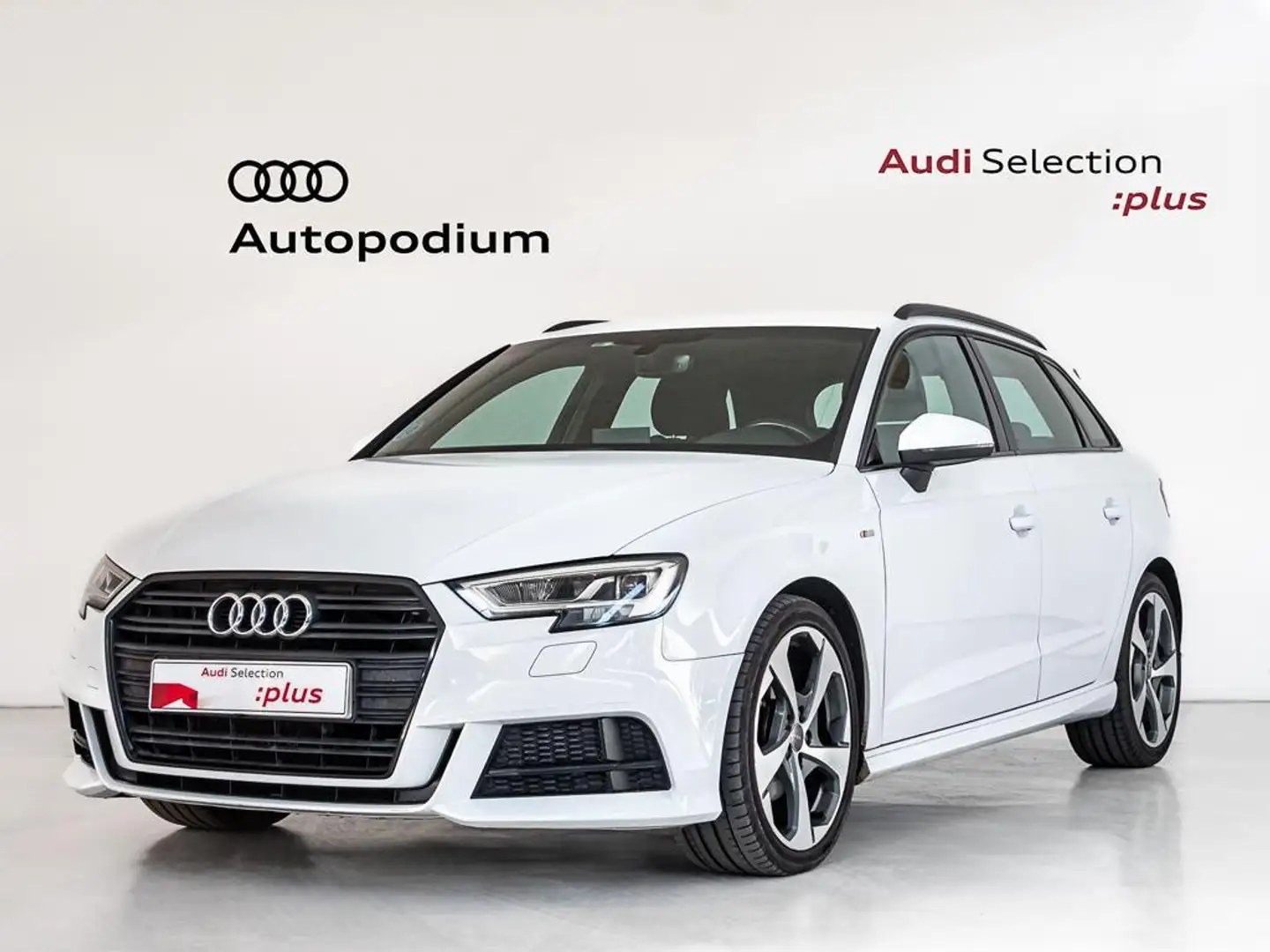 Audi A3 Sportback 2.0TDI Black line Edition 110kW Blanc - 1