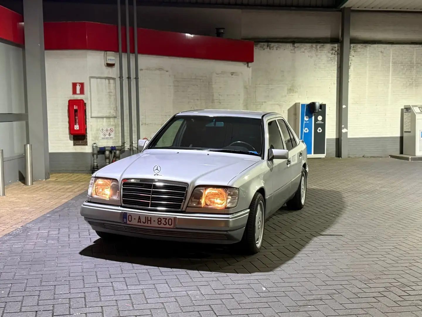 Mercedes-Benz E 250 Zilver - 2
