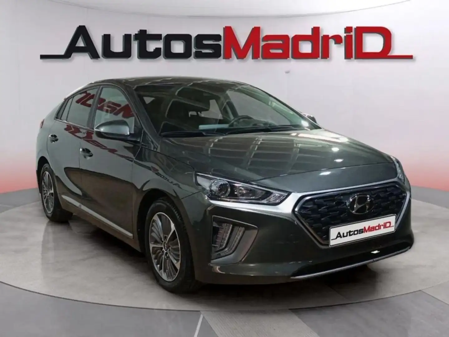 Hyundai IONIQ HEV 1.6 GDI Klass Gris - 1