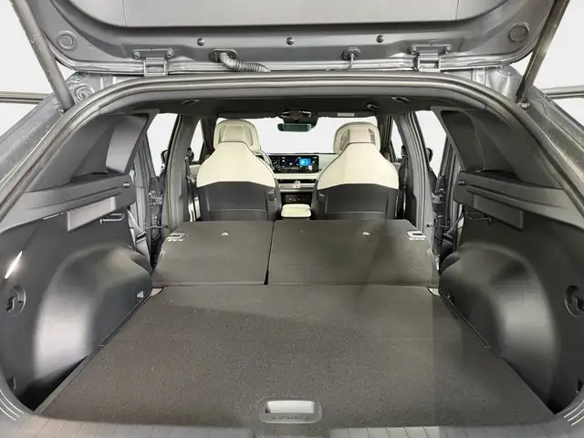 Kia Ev4 view 12