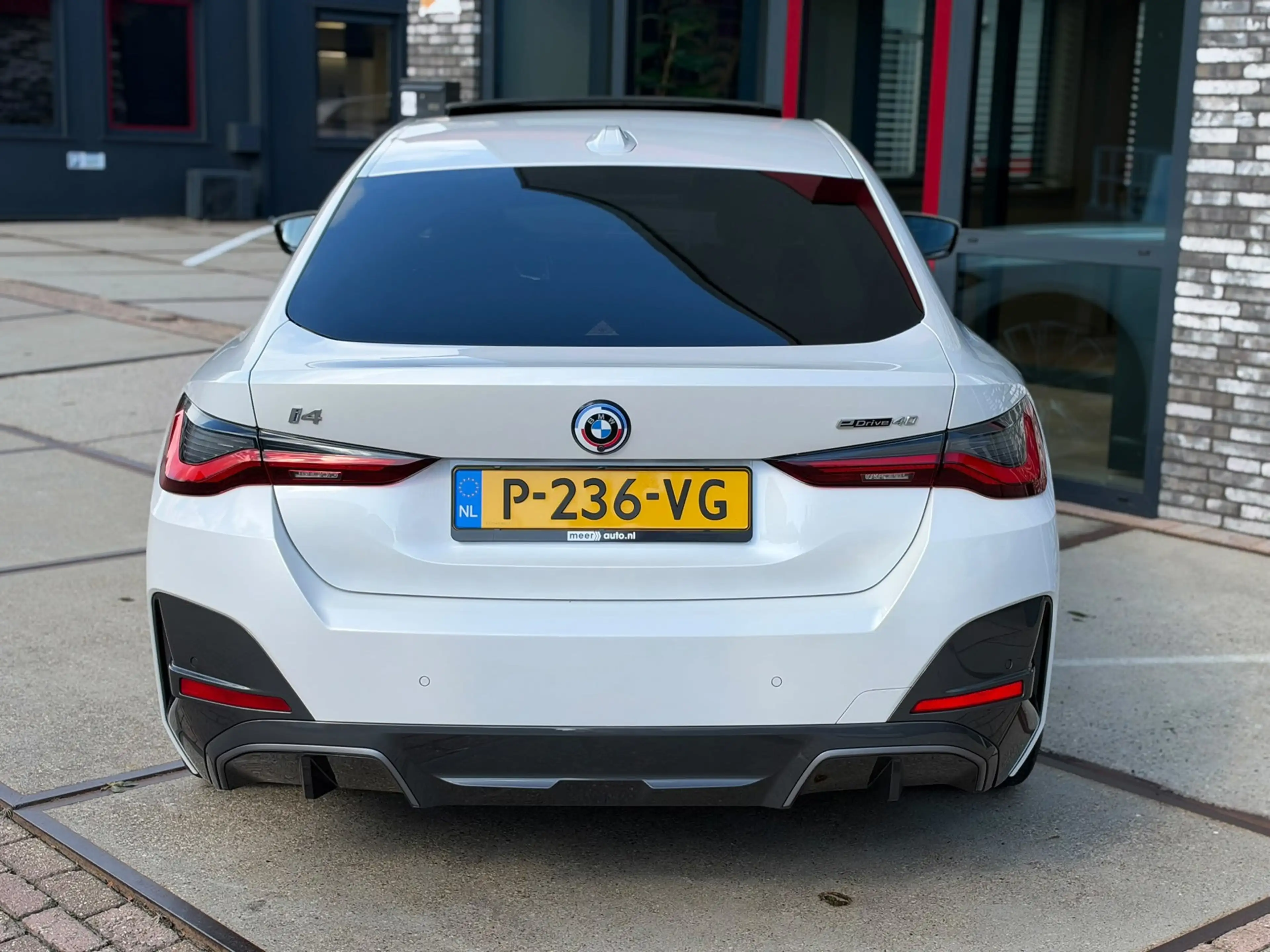BMW i4 40 High Executive M-SPORT SOH 96.4% l SCHUIFDAK l — photo 23