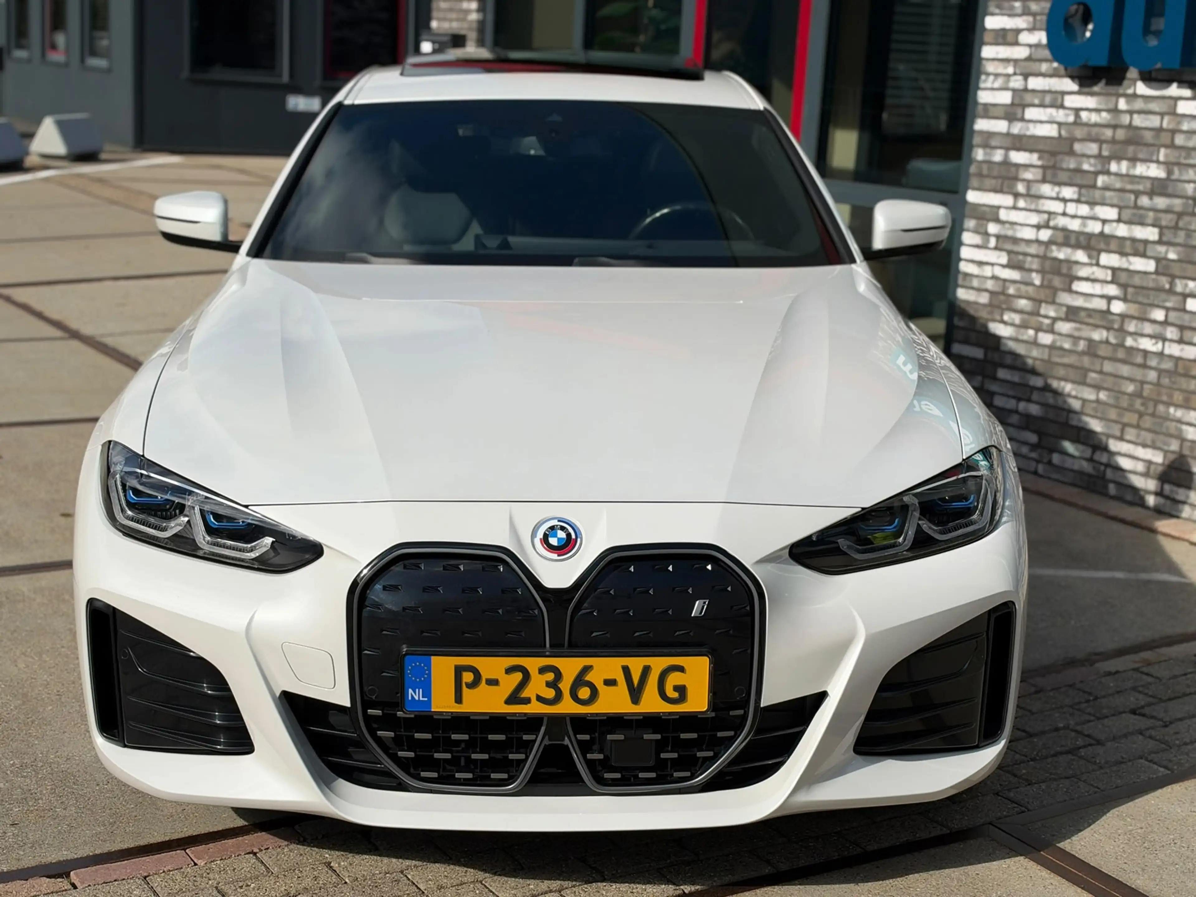 BMW i4 40 High Executive M-SPORT SOH 96.4% l SCHUIFDAK l — photo 34