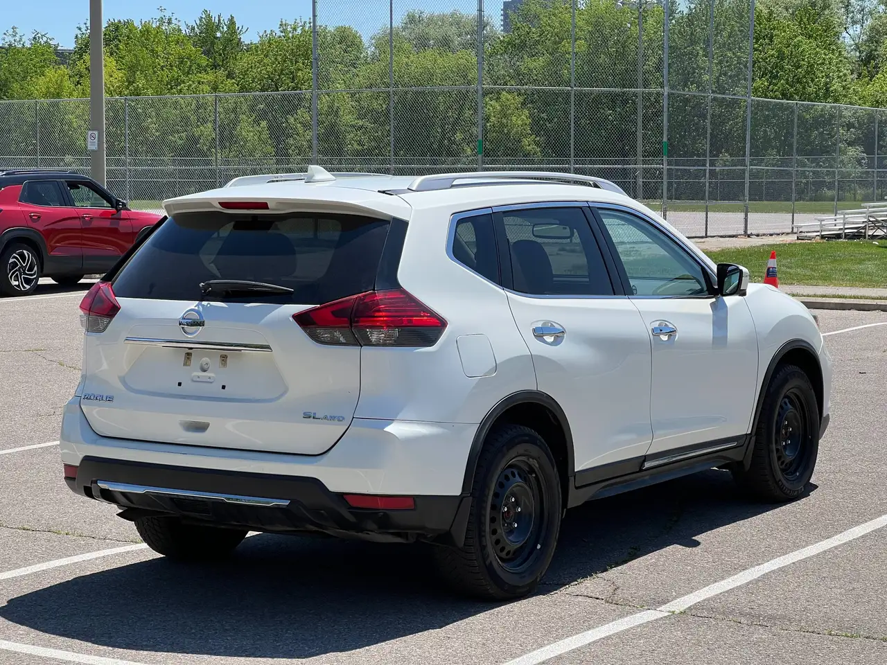 Nissan Rogue fotografie Nissan Rogue