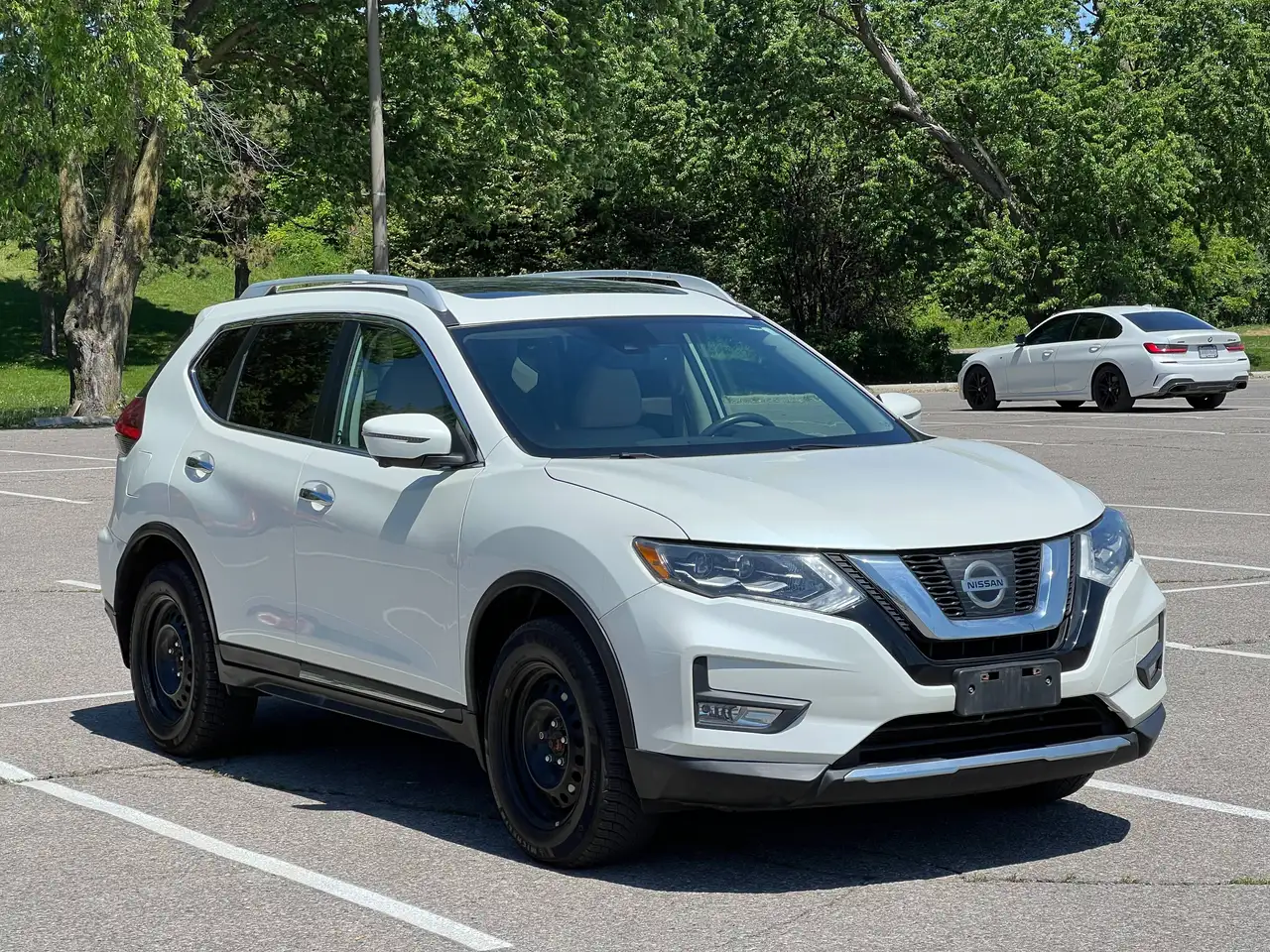 Nissan Rogue fotografie Nissan Rogue