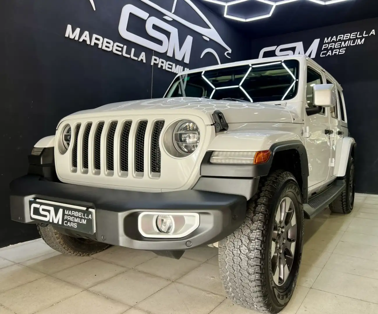 Jeep Wrangler Unlimited 2.0T GME Sahara 8ATX Blanco - 1