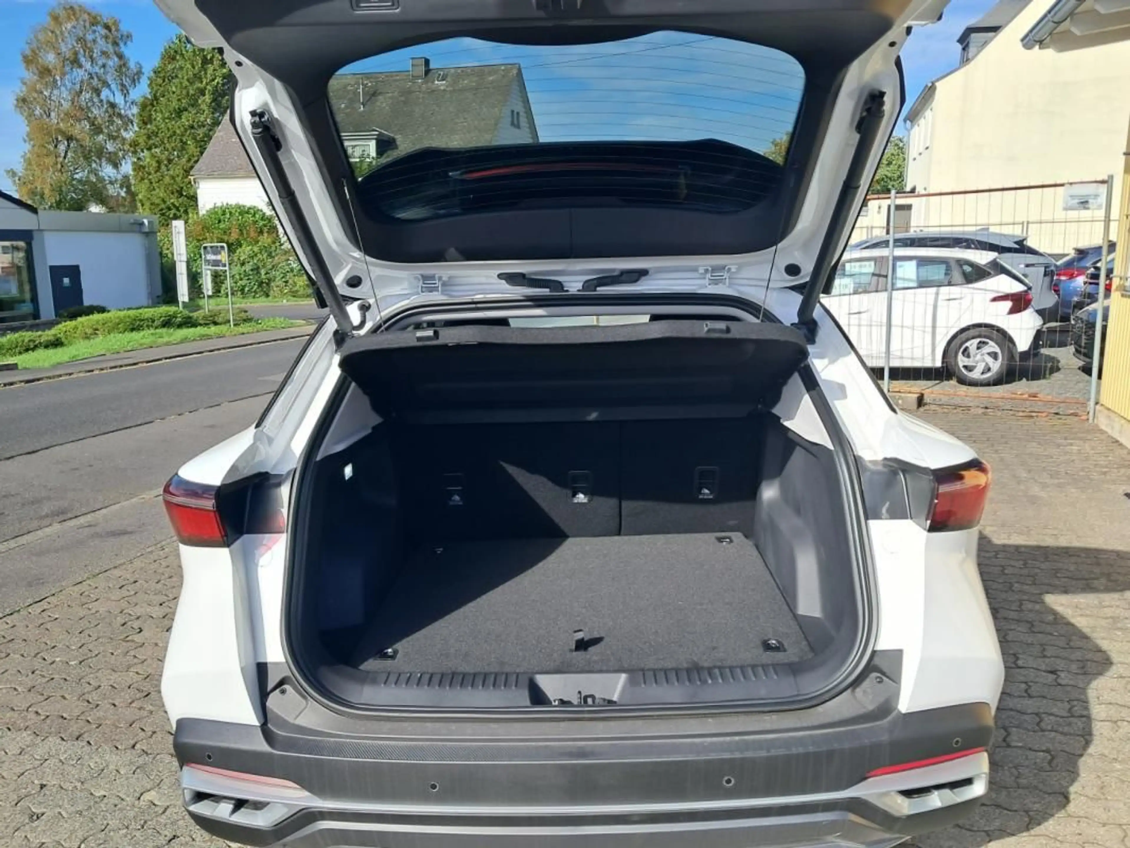 Omoda 5 165 kW 1.5 TGDI HEV Exclusive-Leder-SHZ-KLMATR — photo 10