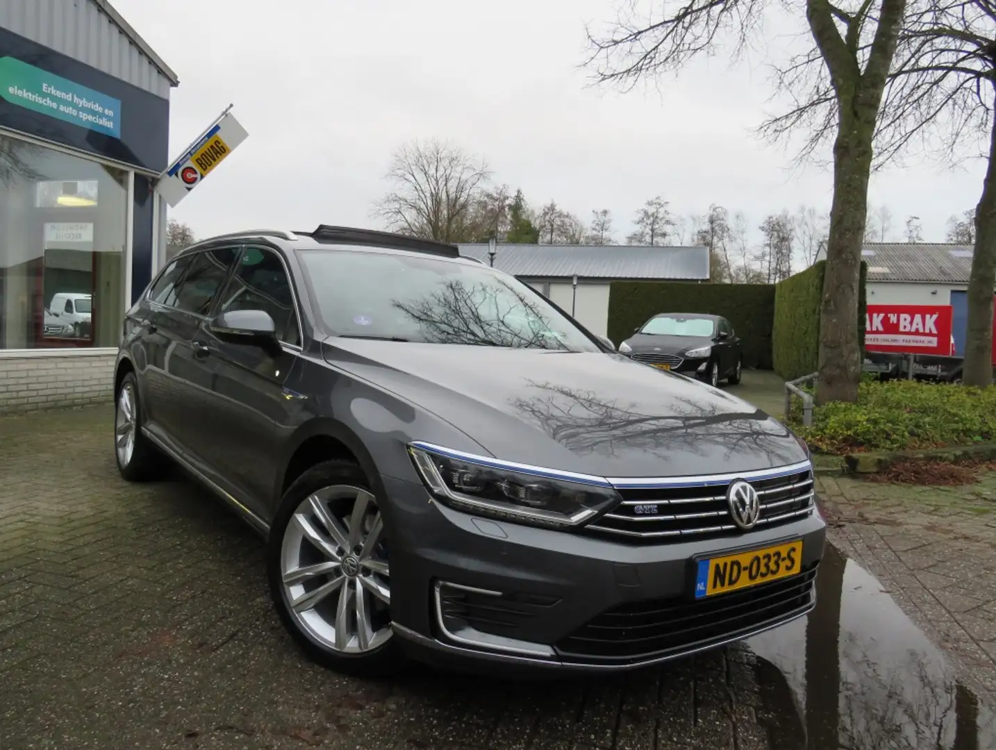 Volkswagen Passat Variant 1.4 TSI GTE SCHUIFDAK / LED / TREKHAAK Grijs - 2