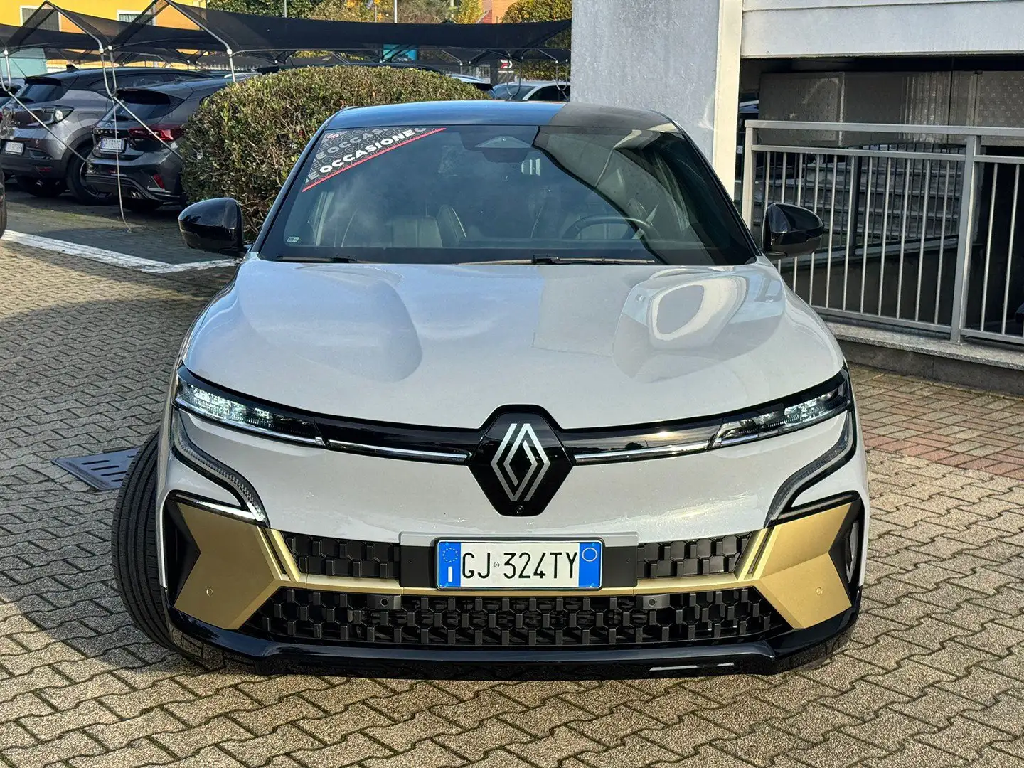 Renault Megane E-Tech Techno EV60 AC22 Gris - 2