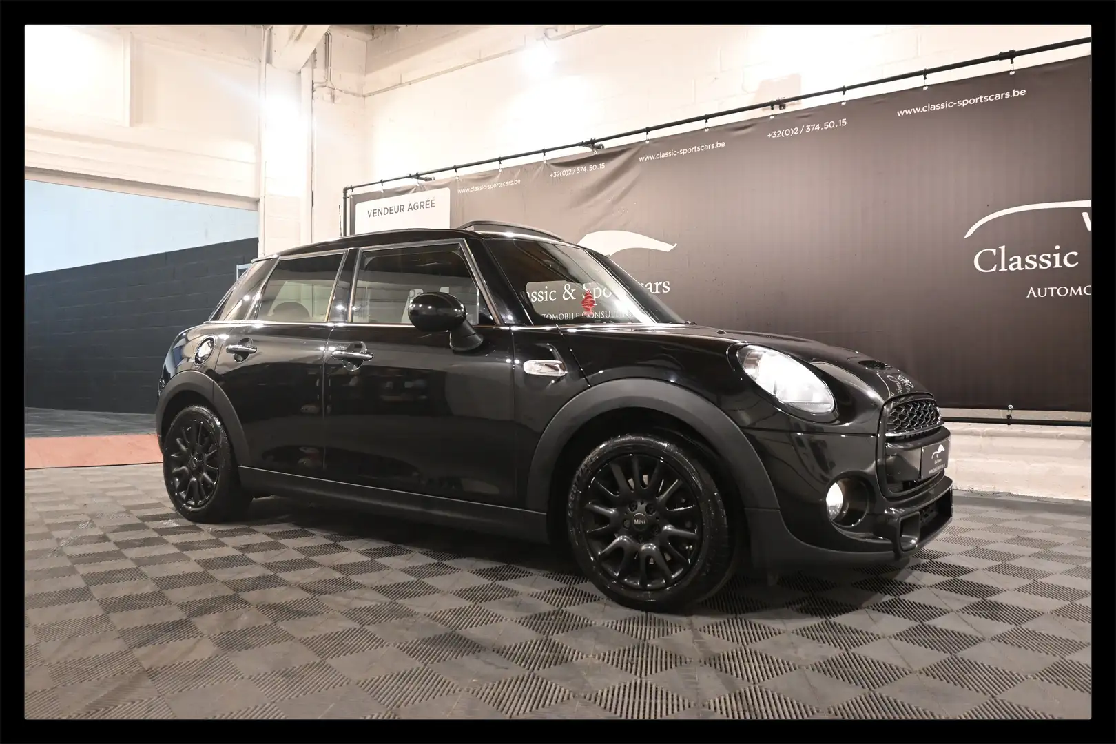 MINI Cooper S 2.0iA Cooper S 5 PORTES / 5 DEUREN / AUTO 8 / PANO Noir - 1
