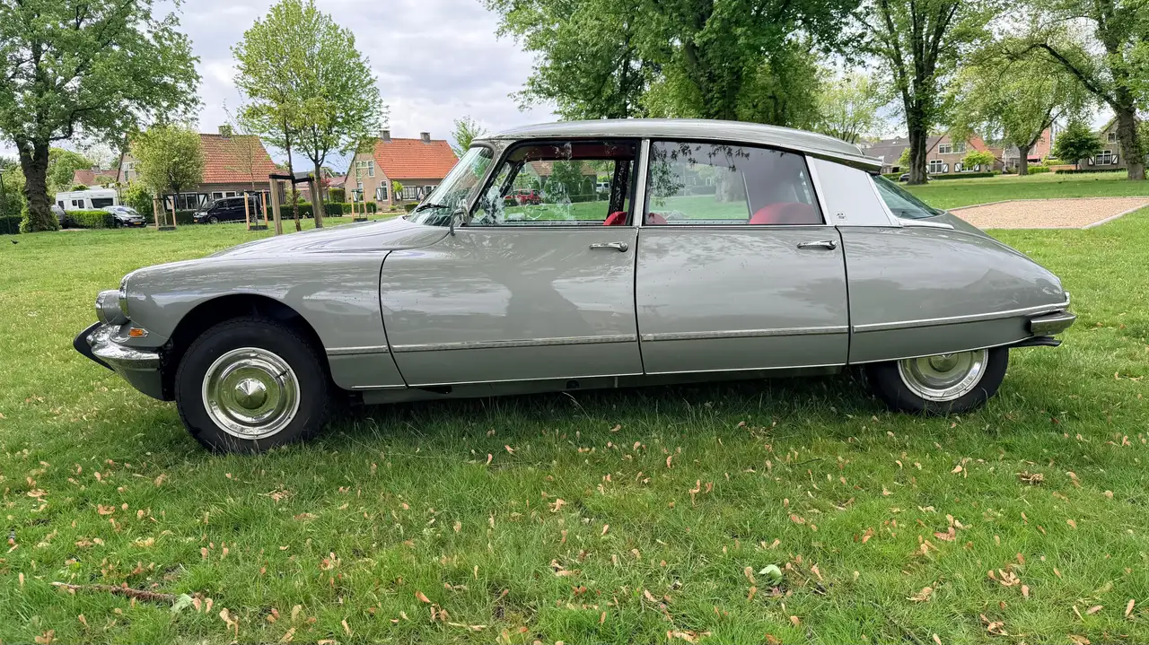 Citroen DS Citroën DS21 Pallas 1967 Half Automaat Geheel gerestaureerd, foto 1