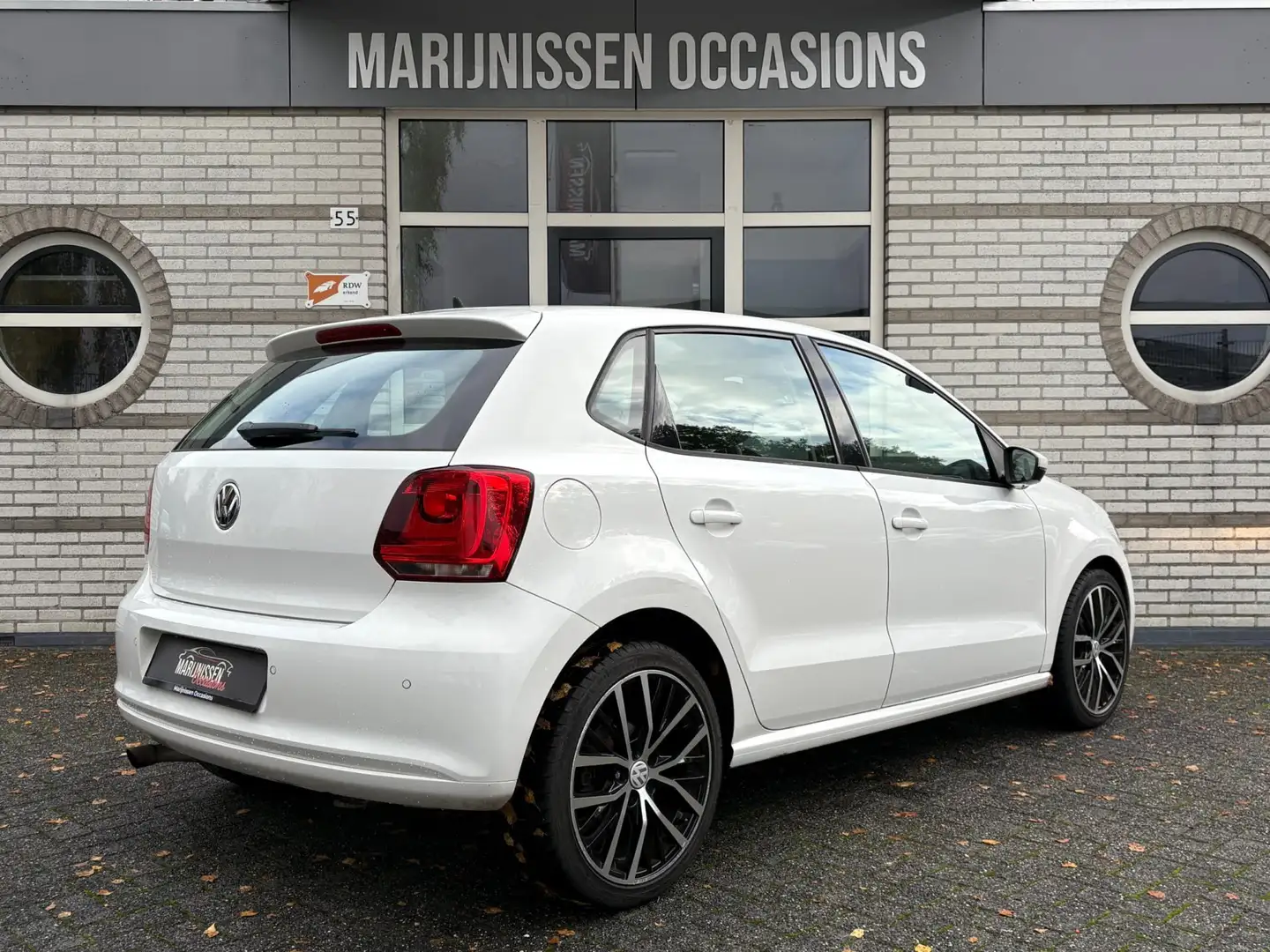 Volkswagen Polo 1.4-16V Trendline |PDC,Cruise| Wit - 2