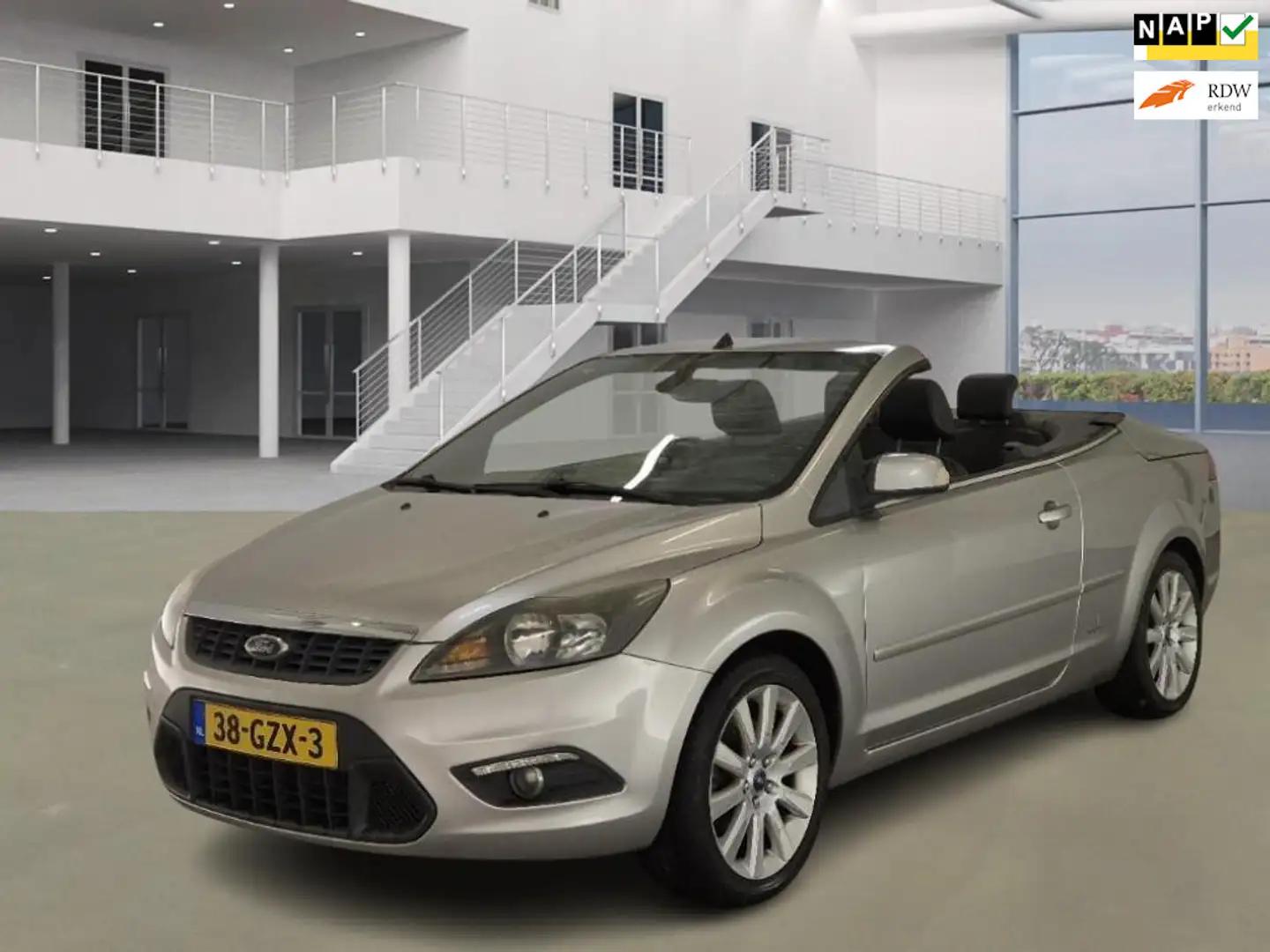 Ford Focus CC Coupé-Cabriolet 2.0 Titanium/AUTOMAAT/HARDTOP/AIRC Gri - 1