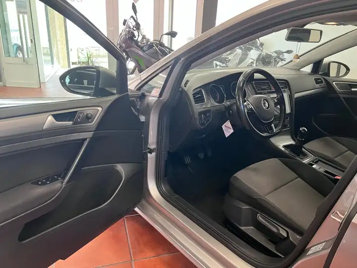 Volkswagen Golf VI 1.6 TDI CR Advance BMT 3p 2014, foto 9