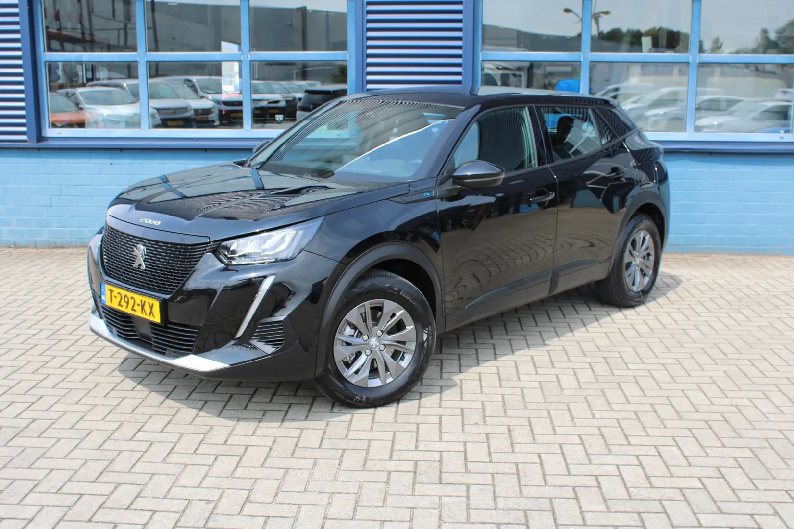 Peugeot e-2008 Active Pack 50 kWh Navigatie Systeem | Parkeersens Noir - 1