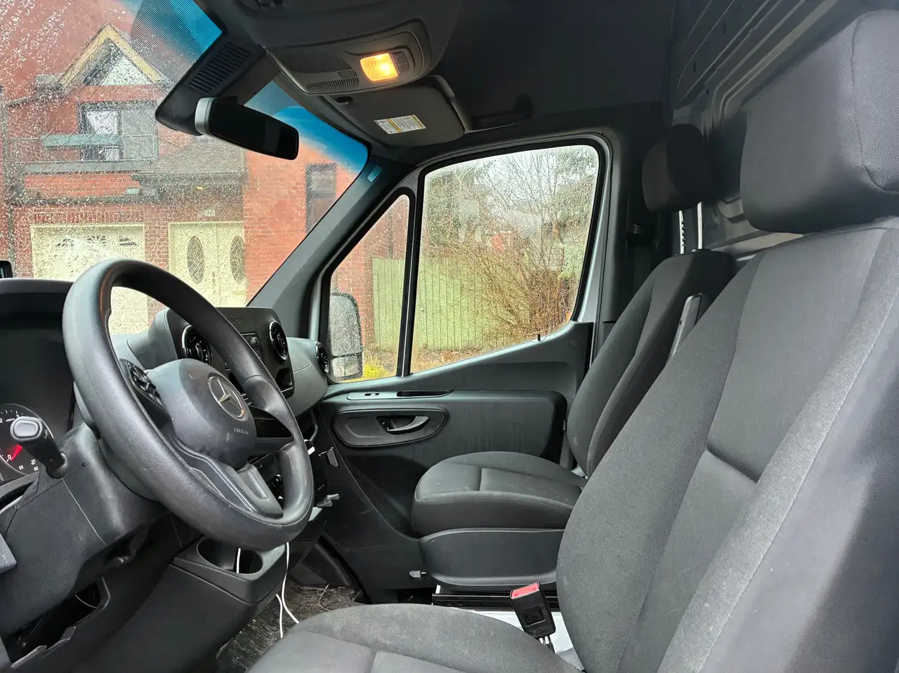 Mercedes-Benz Sprinter снимка Mercedes-Benz Sprinter