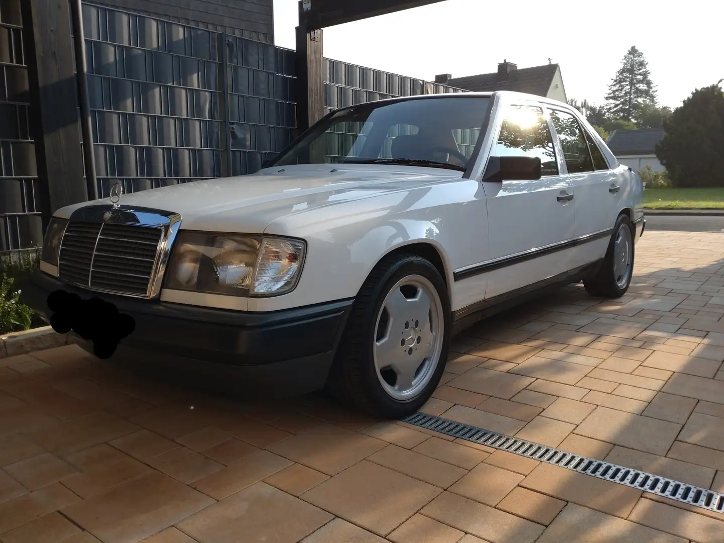 Mercedes-Benz E 250 W124 1.Hand GW NR Note 2 plus 108 PS Alb - 1