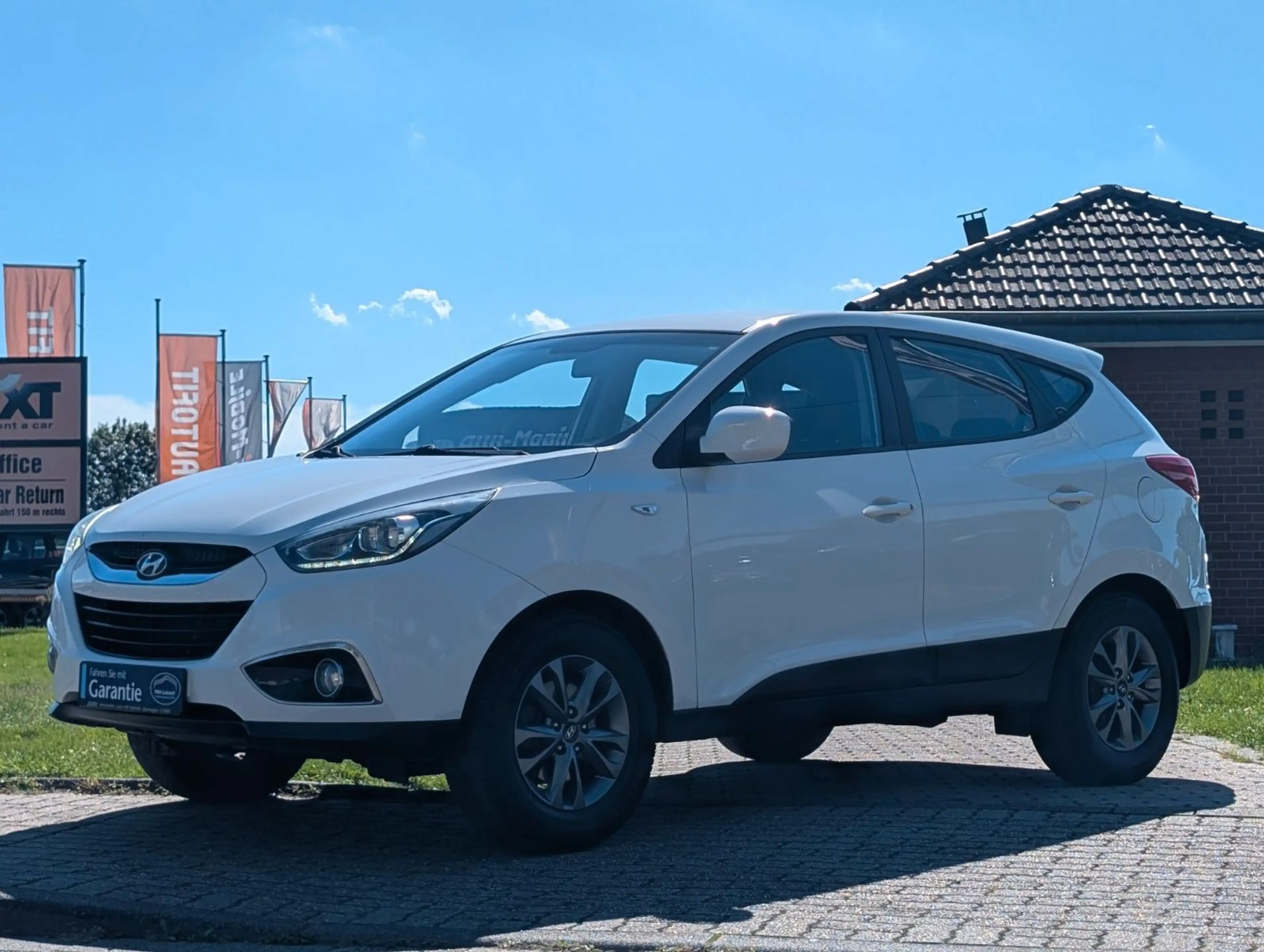 Hyundai iX35 FIFA World Cup Edition 2WD*1-HAND*KLIMA*PDC — photo 7
