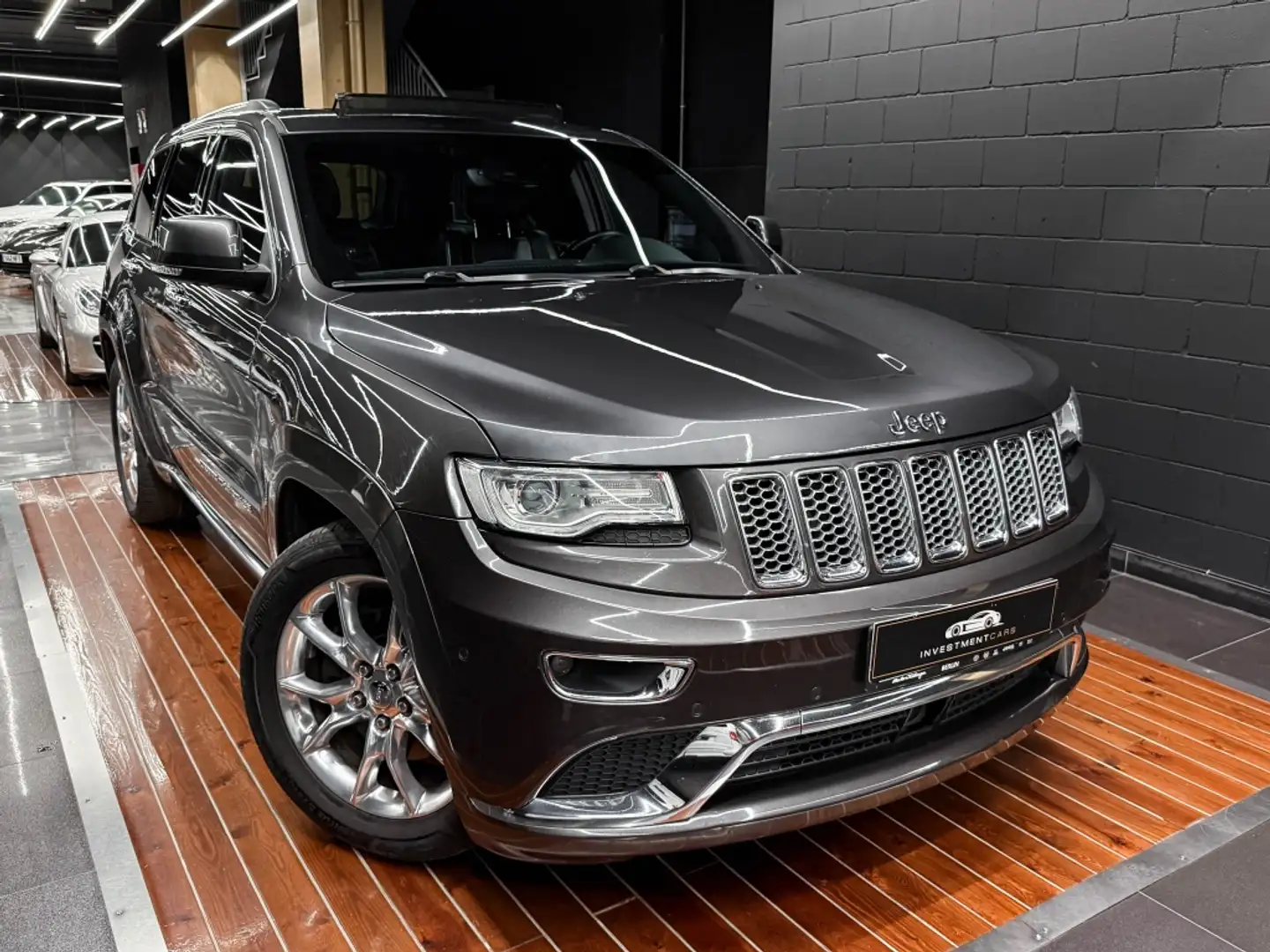 Jeep Grand Cherokee 3.0 Multijet Summit Aut. 184kW Gris - 1